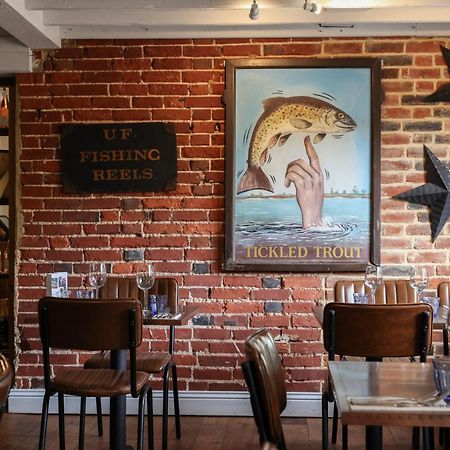 The Tickled Trout Hotell Maidstone Eksteriør bilde