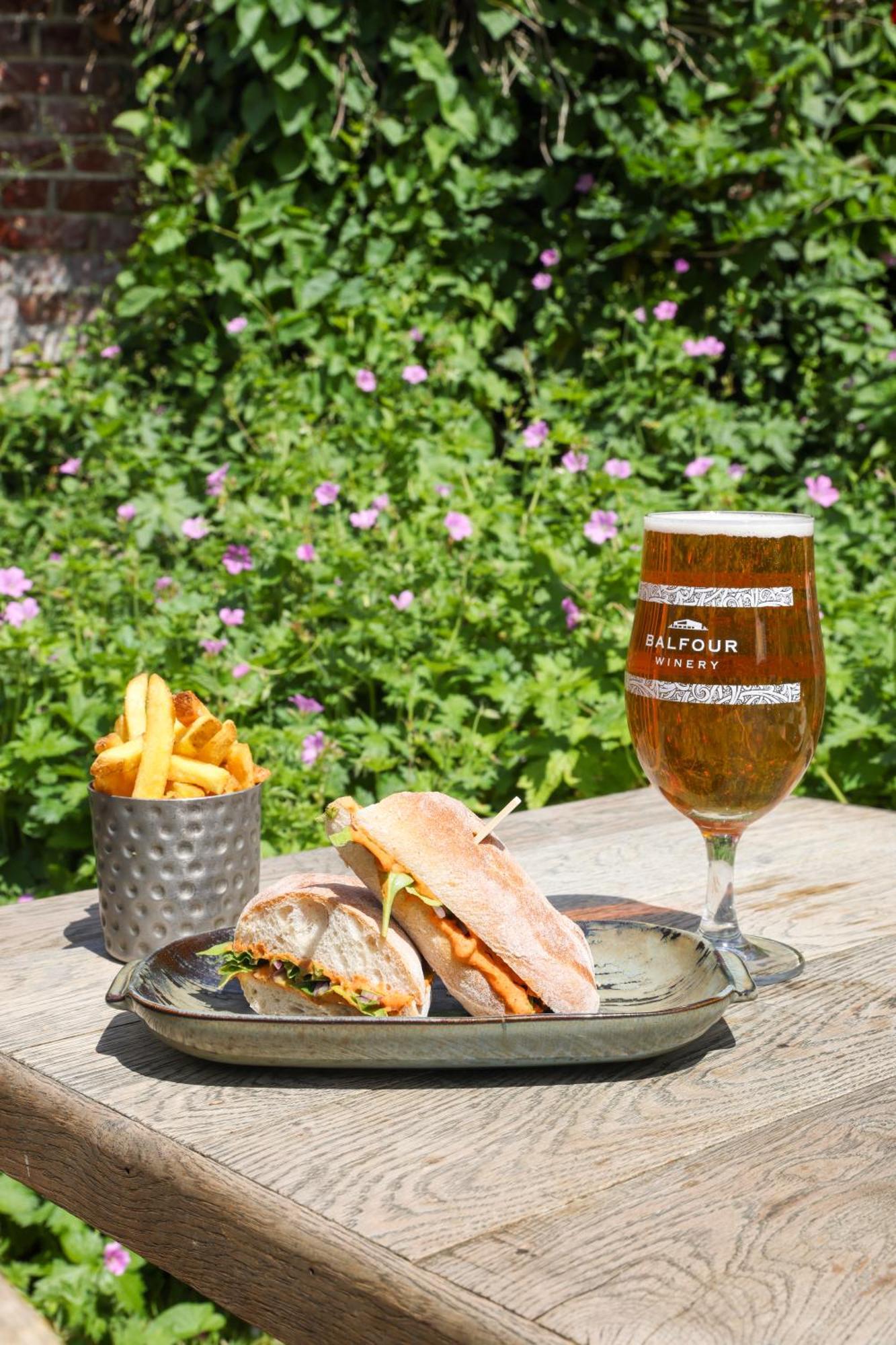 The Tickled Trout Hotell Maidstone Eksteriør bilde